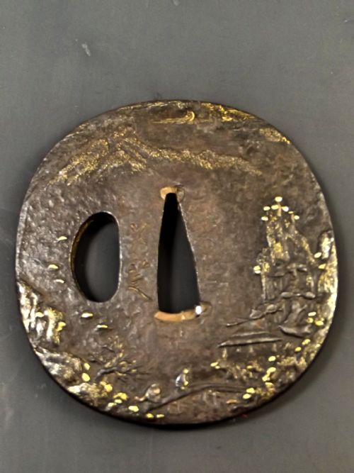 JAPANESE EDO PERIOD GOLD INLAID IRON TSUBA - ADDITIONAL PHOTO 1