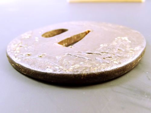 JAPANESE EDO PERIOD GOLD INLAID IRON TSUBA - ADDITIONAL PHOTO 4
