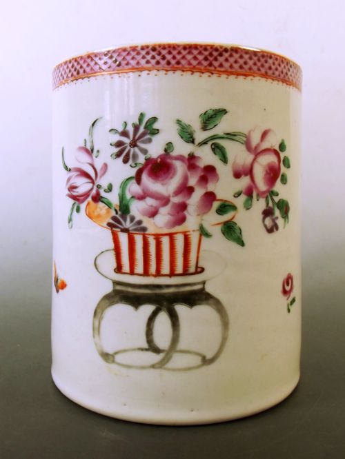 FINE LARGE 18TH CENTURY CHINESE FAMILE ROSE TANKARD - ADDITIONAL PHOTO 3