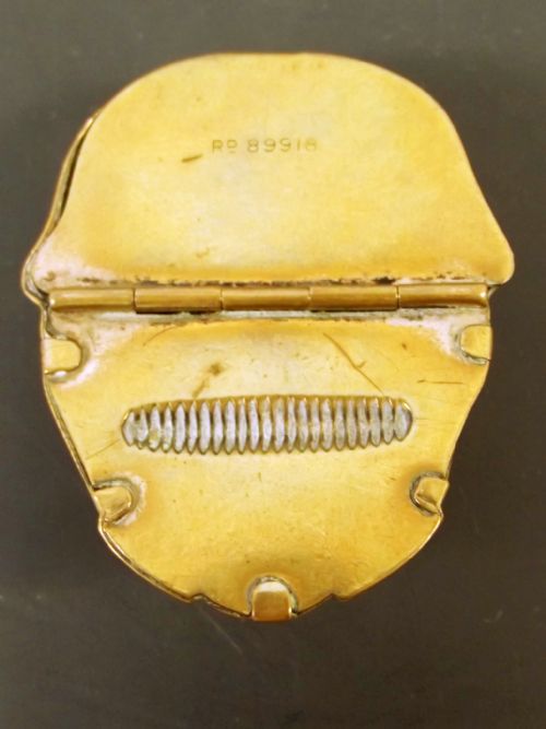 VICTORIAN BRASS VESTA CASE GLADSTONE PORTRAIT - ADDITIONAL PHOTO 3
