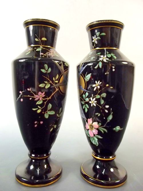 PAIR HARRACH OPAQUE GLASS VASES JAPANESQUE DECORATION C1890 - ADDITIONAL PHOTO 3