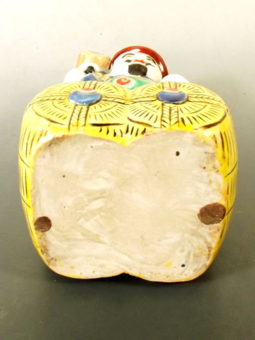JAPANESE MEIJI PERIOD KUTANI DAIKOKU FIGURINE - ADDITIONAL PHOTO 7