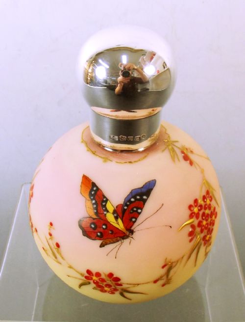 T WEBB SILVER TOP PAINTED BURMESE GLASS PERFUME BOTTLE - ADDITIONAL PHOTO 5