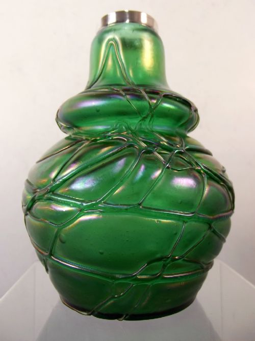ART NOUVEAU SILVER MOUNTED IRIDESCENT KRALIK GLASS VASE 1903 - ADDITIONAL PHOTO 4