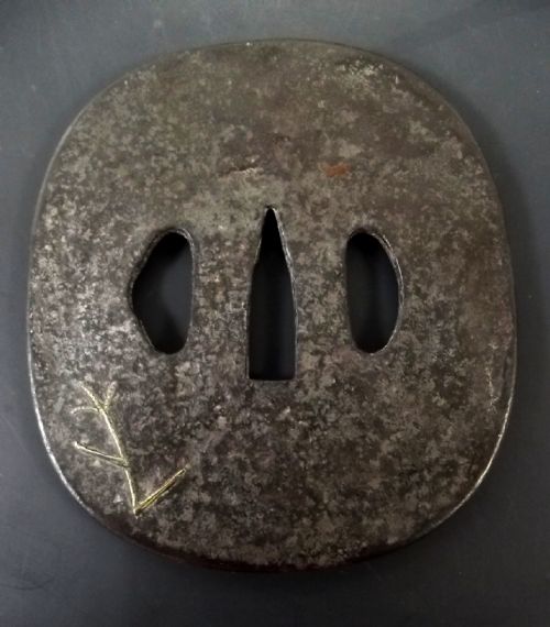 JAPANESE EDO PERIOD ONLAID PRAYING MANTIS TSUBA - ADDITIONAL PHOTO 1