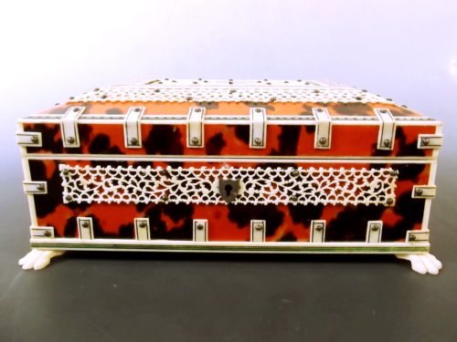 INDIAN TORTOISESHELL AND STAINTED IVORY CASKET C1900 - ADDITIONAL PHOTO 1