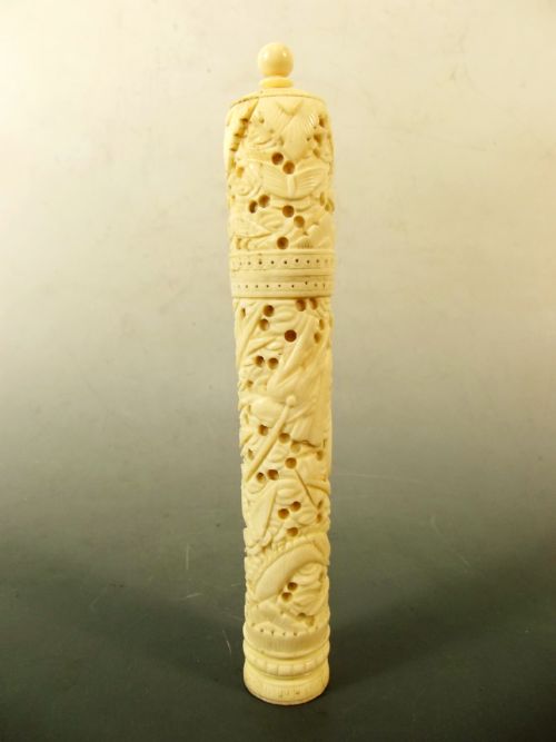 19TH CENTURY CHINESE CARVED IVORY SEWING NEEDLE CASE - ADDITIONAL PHOTO 5