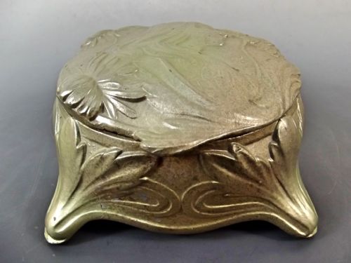 ART NOUVEAU SOFT METAL BOX SIGNED ELIAS - ADDITIONAL PHOTO 1