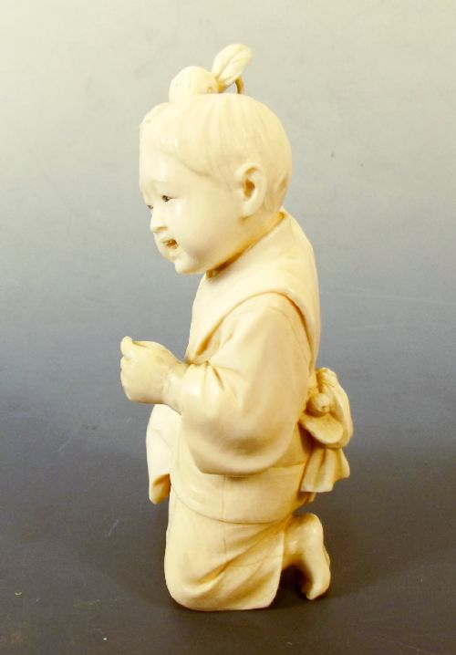 JAPANESE MEIJI PERIOD TOKYO SCHOOL IVORY OKIMONO OF A BOX - ADDITIONAL PHOTO 3