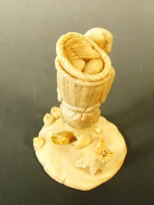 JAPANESE MEIJI PERIOD IVORY FISHERMAN OKIMONO - ADDITIONAL PHOTO 3