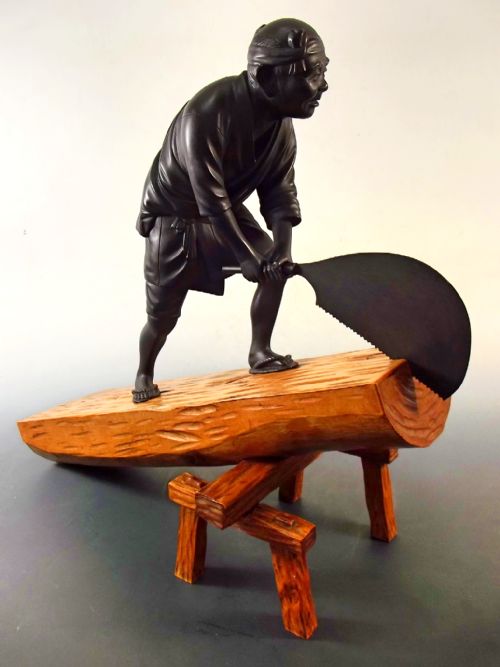 FABULOUS JAPANESE MIXED MEDIA TOKYO SCHOOL BRONZE WOOD CUTTER OKIMONO - ADDITIONAL PHOTO 7
