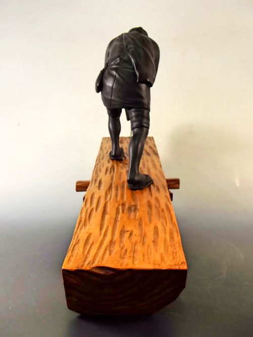 FABULOUS JAPANESE MIXED MEDIA TOKYO SCHOOL BRONZE WOOD CUTTER OKIMONO - ADDITIONAL PHOTO 9