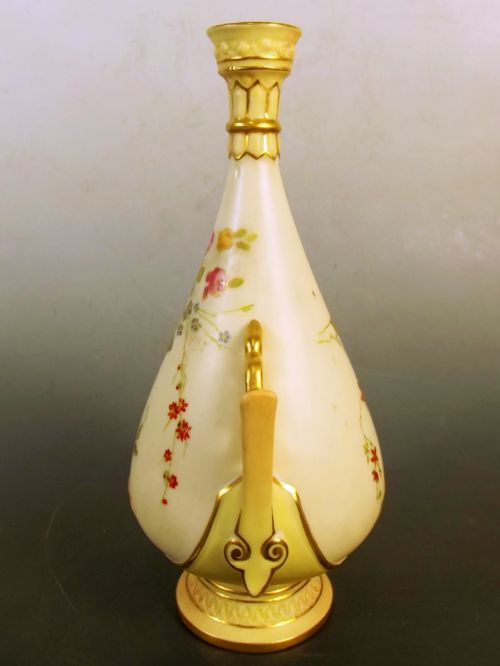 ROYAL WORCESTER HAND PAINTED BLUSH IVORY VASE - ADDITIONAL PHOTO 2