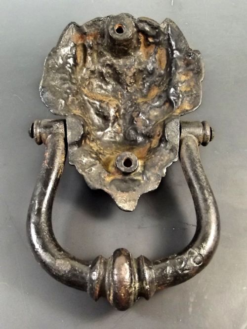 VICTORIAN CAST IRON LION MASK DOOR KNOCKER - ADDITIONAL PHOTO 2