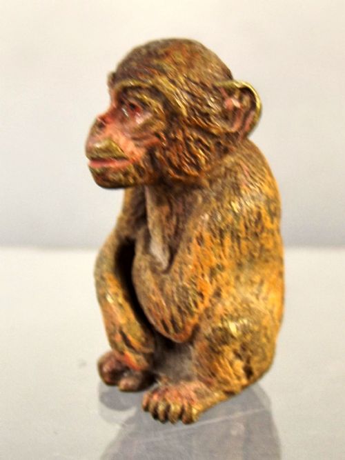 19TH CENTURY AUSTRIAN COLD PAINTED BRONZE CHIMPANZEE FIGURINE - ADDITIONAL PHOTO 5