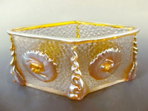 art nouveau angular loetz glass nautilus vase - CATEGORY: ANTIQUE GLASS - DATED 1900