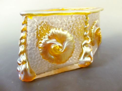 ART NOUVEAU ANGULAR LOETZ GLASS NAUTILUS VASE - ADDITIONAL PHOTO 3