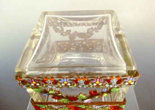 BACCARAT ROCK GLASS VASE WITH ORMOLU ENAMEL MOUNTS - ADDITIONAL PHOTO 4