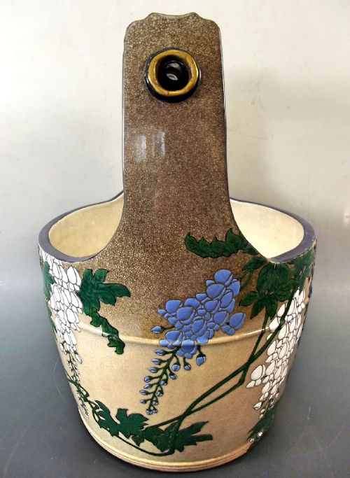 LARGE JAPANESE MEIJI PERIOD SATSUMA PAIL BY KOZAN - ADDITIONAL PHOTO 3