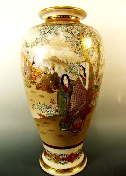LARGE JAPANESE MEIJI PERIOD SATSUMA VASE BY KOZAN - ADDITIONAL PHOTO 4