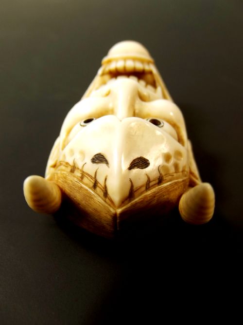 JAPANESE MEIJI PERIOD IVORY NOH MASK NETSUKE OF ONI HANNYA - ADDITIONAL PHOTO 2