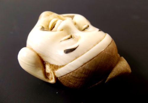 JAPANESE MEIJI PERIOD IVORY NOH MASK NETSUKE OF EBISU - ADDITIONAL PHOTO 2