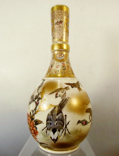 LARGE PAIR JAPANESE SATSUMA VASES BY TAIZAN - ADDITIONAL PHOTO 7