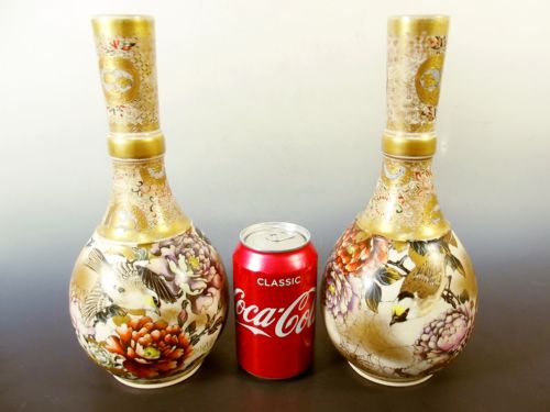 LARGE PAIR JAPANESE SATSUMA VASES BY TAIZAN - ADDITIONAL PHOTO 11