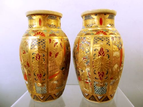 PAIR JAPANESE MEIJI PERIOD SATSUMA VASES - ADDITIONAL PHOTO 2