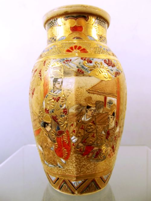 PAIR JAPANESE MEIJI PERIOD SATSUMA VASES - ADDITIONAL PHOTO 3