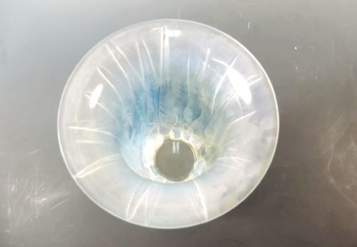 R LALIQUE EUCALYPTUS OPALESCENT GLASS VASE - ADDITIONAL PHOTO 6