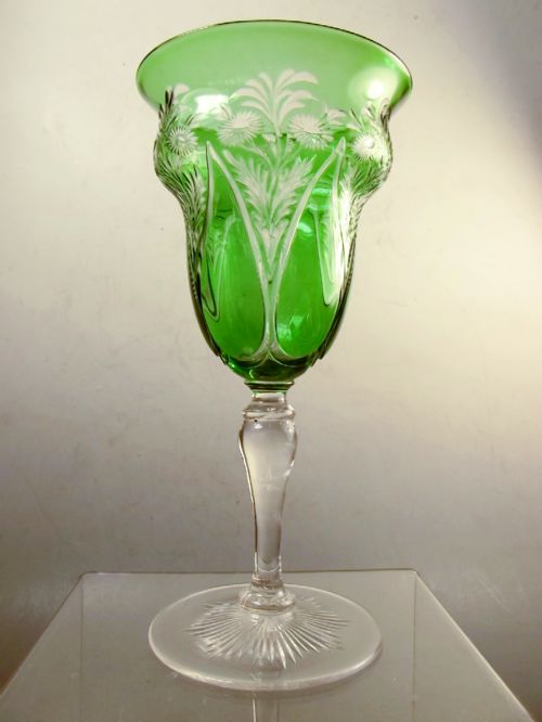 THOMAS WEBB INTAGLIO CUT OGEE SHAPED GREEN WINE GLASS C1890 - ADDITIONAL PHOTO 1