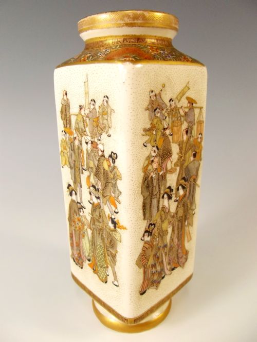 JAPANESE SATSUMA MEIJI PERIOD FOURSIDED VASE BY KINKOZAN - ADDITIONAL PHOTO 1