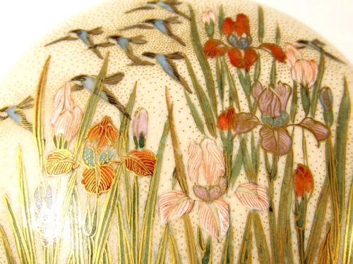 JAPANESE SATSUMA EARTHENWARE HAND PAINTED BROOCH MEIJI PERIOD - ADDITIONAL PHOTO 2