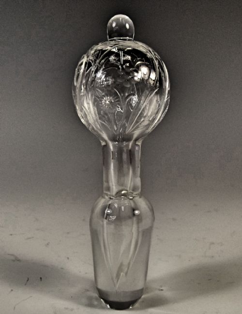 STEVENS AND WILLIAMS INTAGLIO CUT DECANTER - ADDITIONAL PHOTO 8