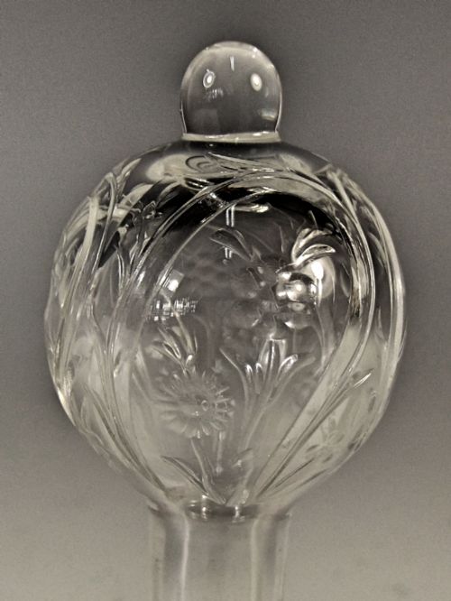 STEVENS AND WILLIAMS INTAGLIO CUT DECANTER - ADDITIONAL PHOTO 10
