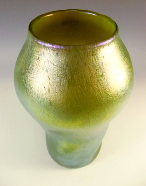 LARGE LOETZ BLUE ON GREEN CESILE FINISH VASE - ADDITIONAL PHOTO 2