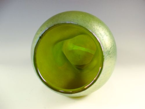 LARGE LOETZ BLUE ON GREEN CESILE FINISH VASE - ADDITIONAL PHOTO 4
