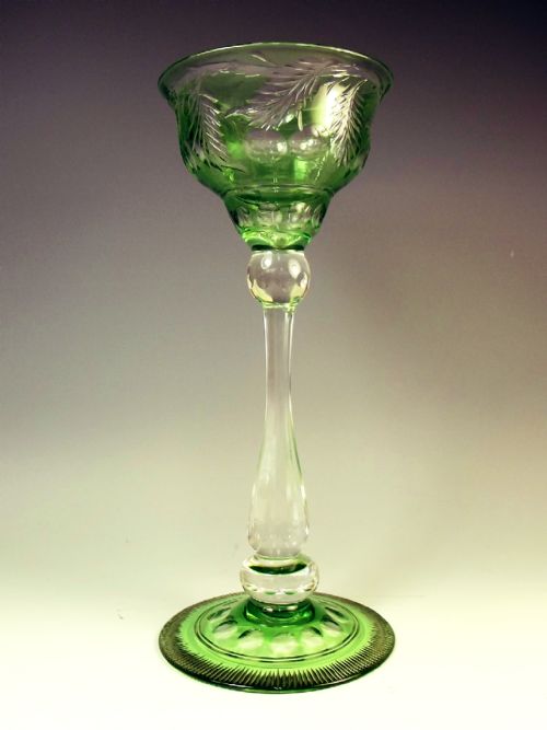 LARGE STEVENS AND WILLIAMS GREEN INTAGLIO CUT WINE GLASS JOHN ORCHARD - ADDITIONAL PHOTO 1