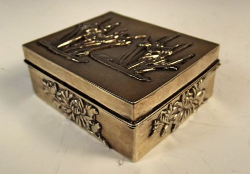 JAPANESE MEIJI PERIOD SILVER ONLAID BOX - ADDITIONAL PHOTO 1