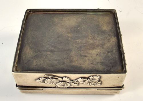 JAPANESE MEIJI PERIOD SILVER ONLAID BOX - ADDITIONAL PHOTO 5