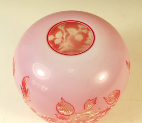 STEVENS AND WILLIAMS TRIPLE CASED INTAGLIO CUT POSY BOWL JOSHUA HODGETTS - ADDITIONAL PHOTO 3