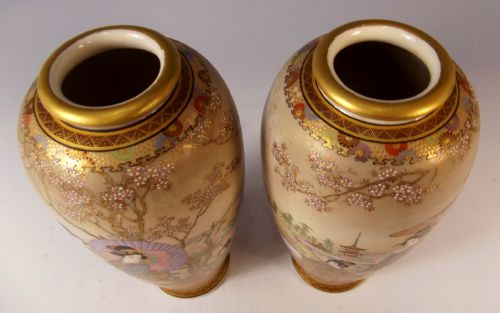 PAIR JAPANESE SATSUMA VASES BY SHOZAN - ADDITIONAL PHOTO 3