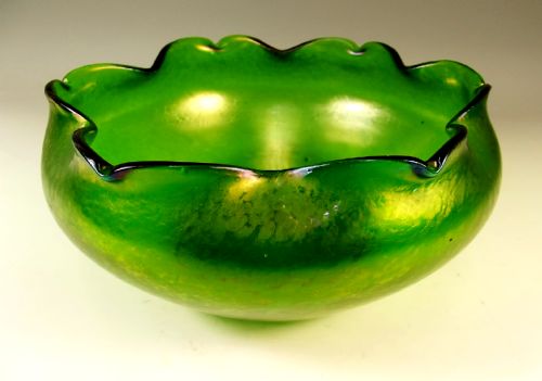 green loetz crete papillon glass fruit bowl - CATEGORY: ANTIQUE GLASS - DATED 1910