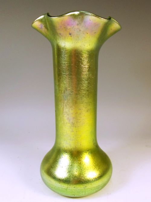 loetz globe shaft goldiris glass vase - CATEGORY: ANTIQUE GLASS - DATED 1910