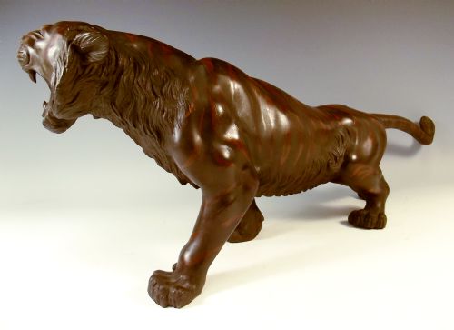 JAPANESE MEIJI PERIOD PATINATED BRONZE TIGER OKIMONO - ADDITIONAL PHOTO 3