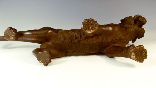 JAPANESE MEIJI PERIOD PATINATED BRONZE TIGER OKIMONO - ADDITIONAL PHOTO 6