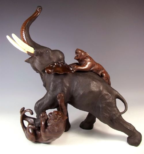 large japanese meiji period bronze elephant tiger group okimono - CATEGORY: ANTIQUE SCULPTURES - DATED 1890