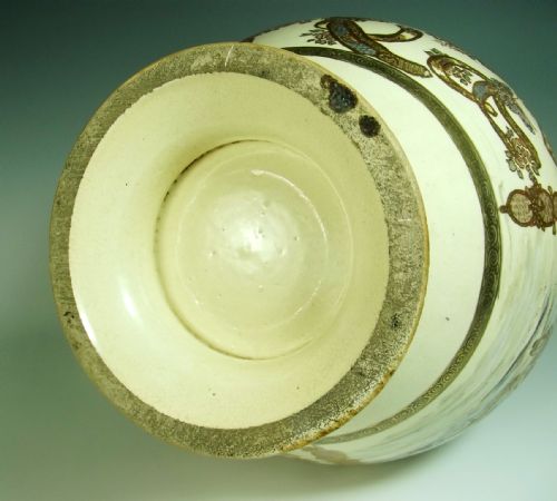 LARGE JAPANESE MEIJI PERIOD SATSUMA SNOW SCENE VASE - ADDITIONAL PHOTO 9