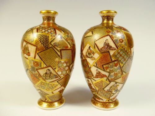 PAIR JAPANESE MEIJI PERIOD MULTI PANELLED SATSUMA VASES - ADDITIONAL PHOTO 1